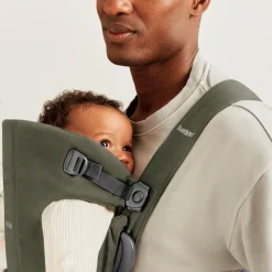 BabyBjörn Mini Bæresele Woven, Mørkegrøn