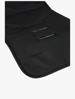 Beemoo Hynde, All Black