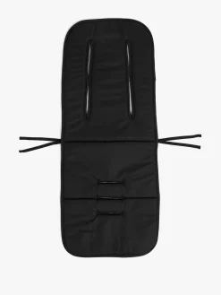 Beemoo Hynde, All Black