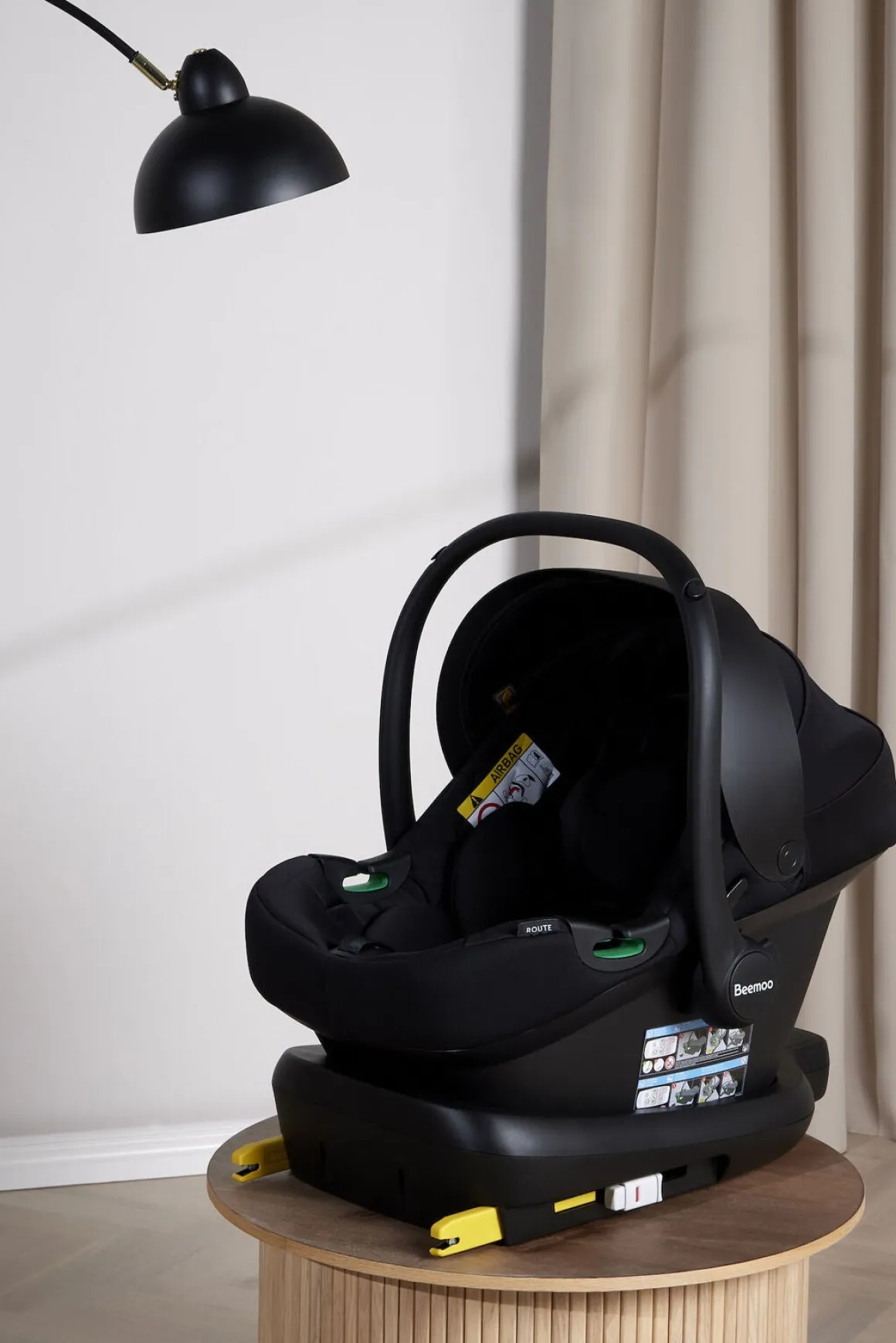 Beemoo Route i-Size Autostol Baby inkl. ISOFIX Base, Black Stone