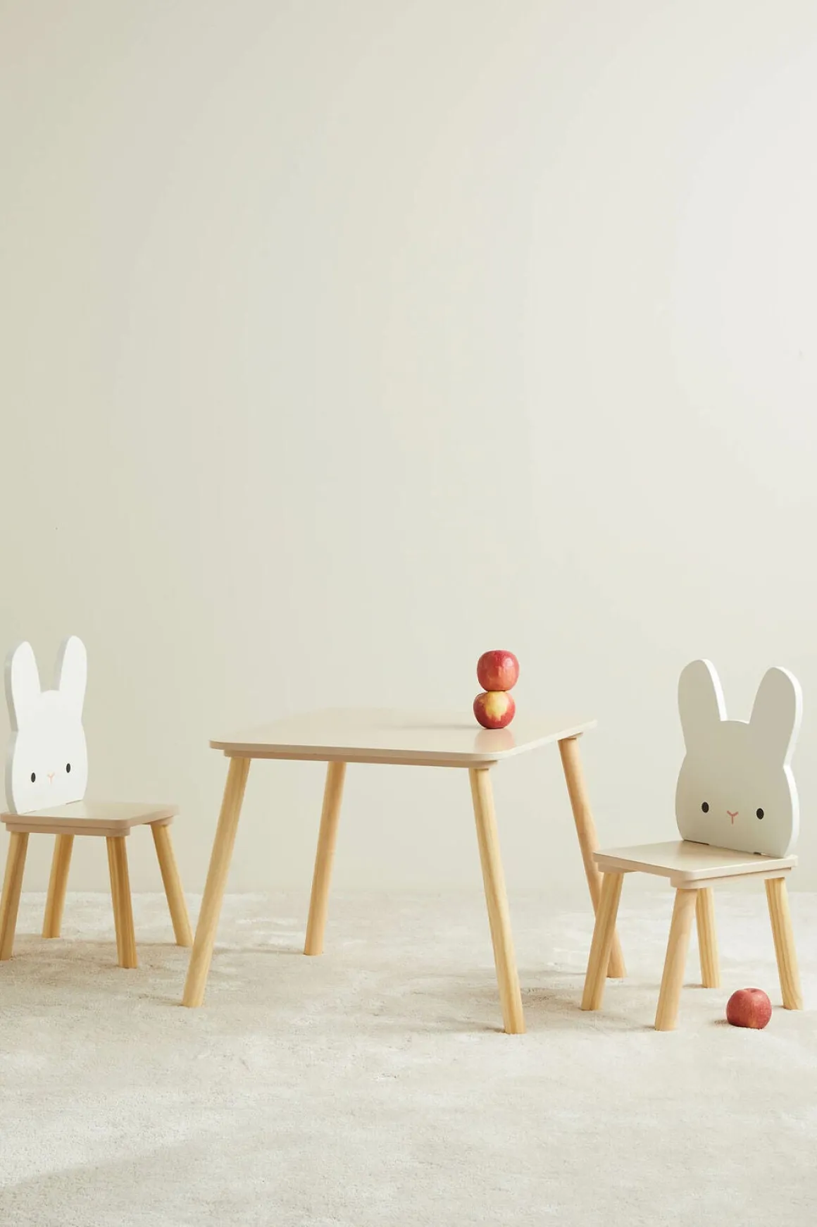 Cloudberry Castle Bord & Stole, Bunny