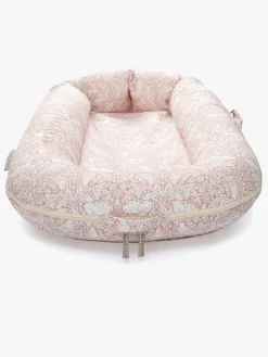 DockATot Deluxe+ Babynest, Brer Rabbit Pink