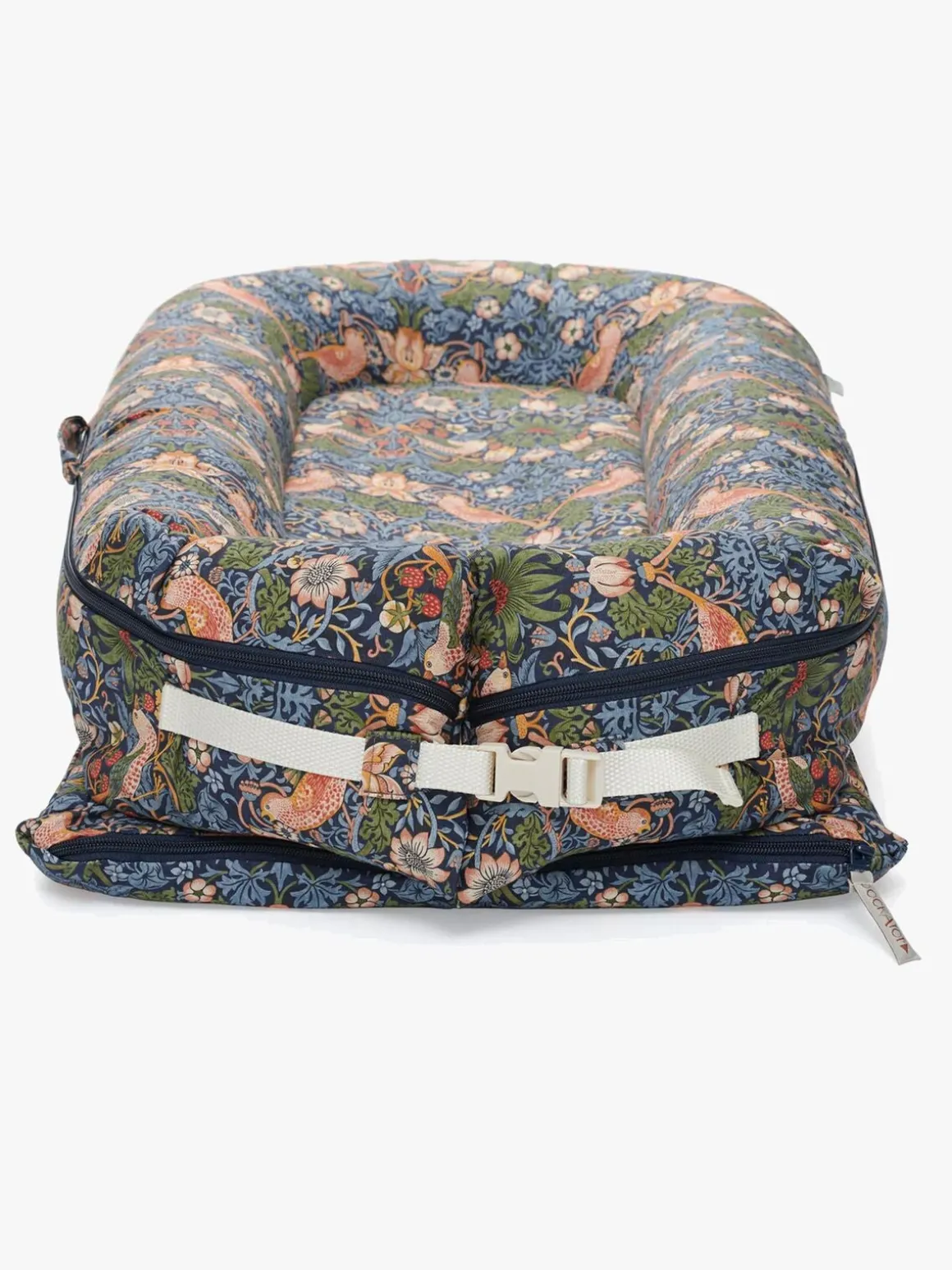 DockATot Deluxe+ Babynest, Strawberry Thief