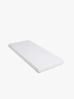Minitude Nordic Mason Juniorseng med BabyMatex Carpathia Madras 70x160 cm