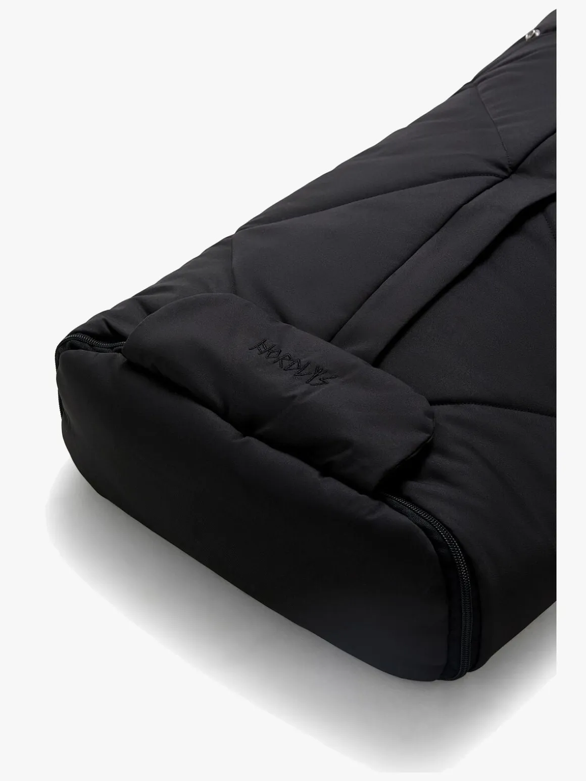 Nordlys Thyra Lammeskindskørepose, Sort/Hvid