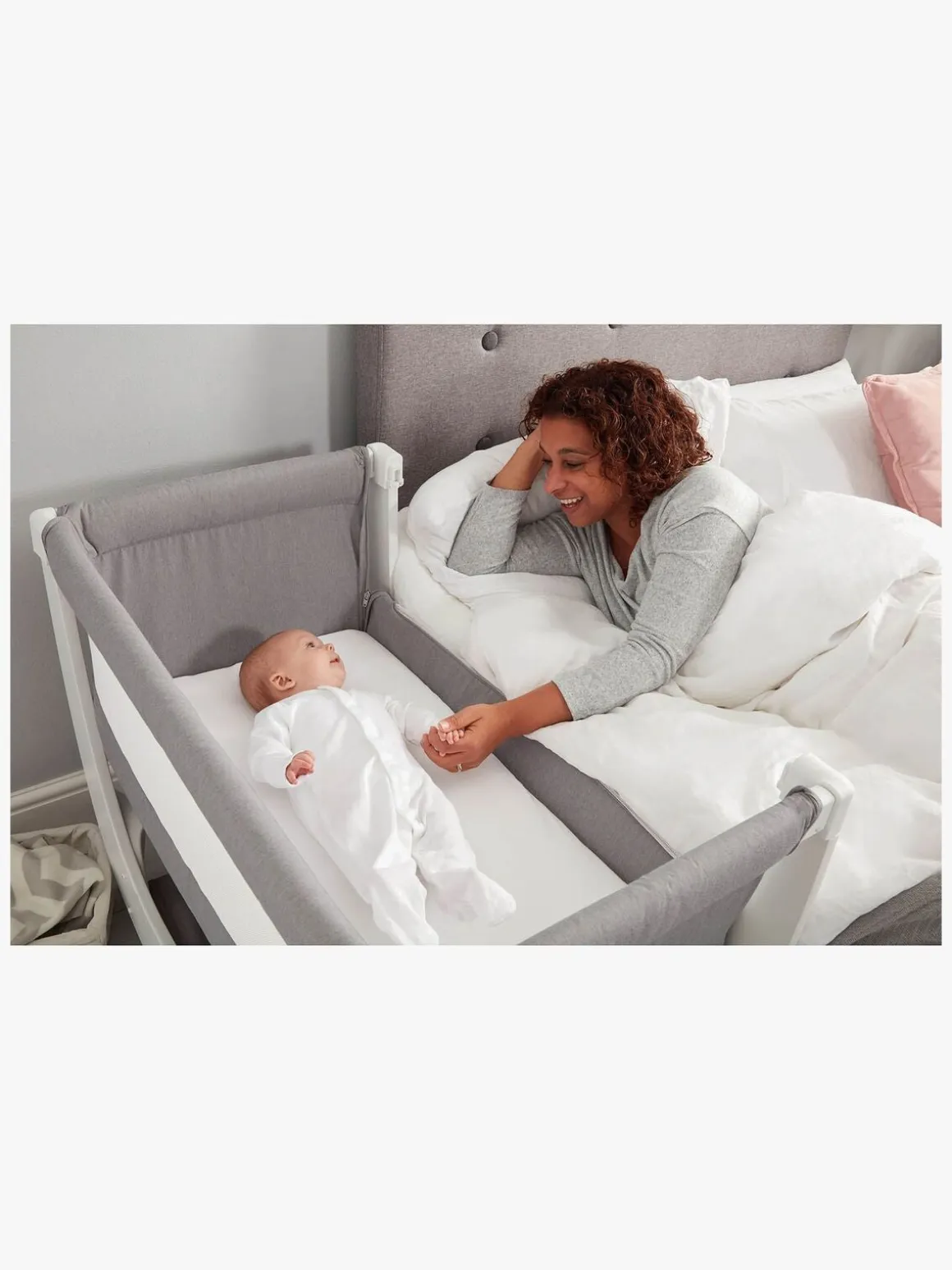Shnuggle Air Bedside Crib, Dove Grey