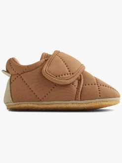 Wheat Sasha Indesko, Hazel